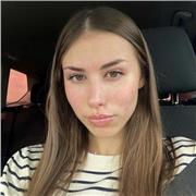 Profesora de Apoyo y Repaso a alumnos de educación primaria. Se ofrece una educación personalizada para obtener mejores resultados